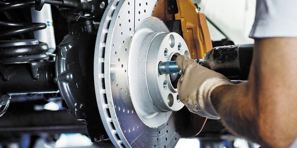 Mit Sicherheit und den besten Bremsen unterwegs! Bremsenservice